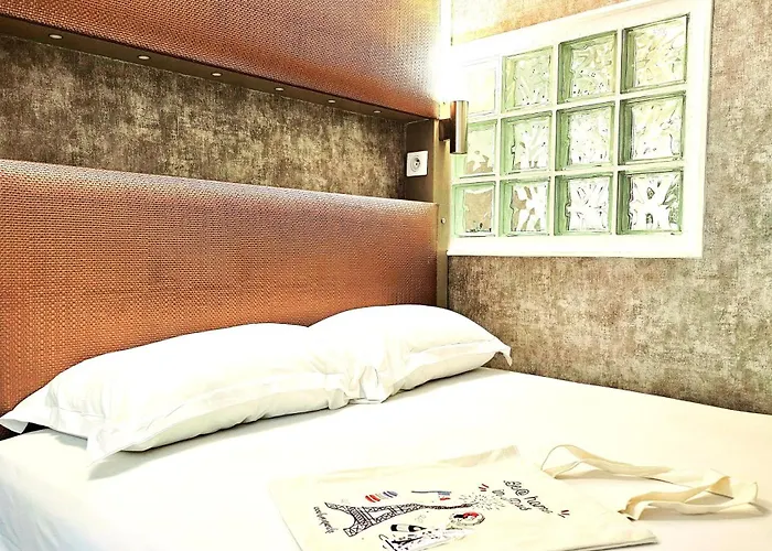 Invalides Tour Eiffel - Charming Flat Center *